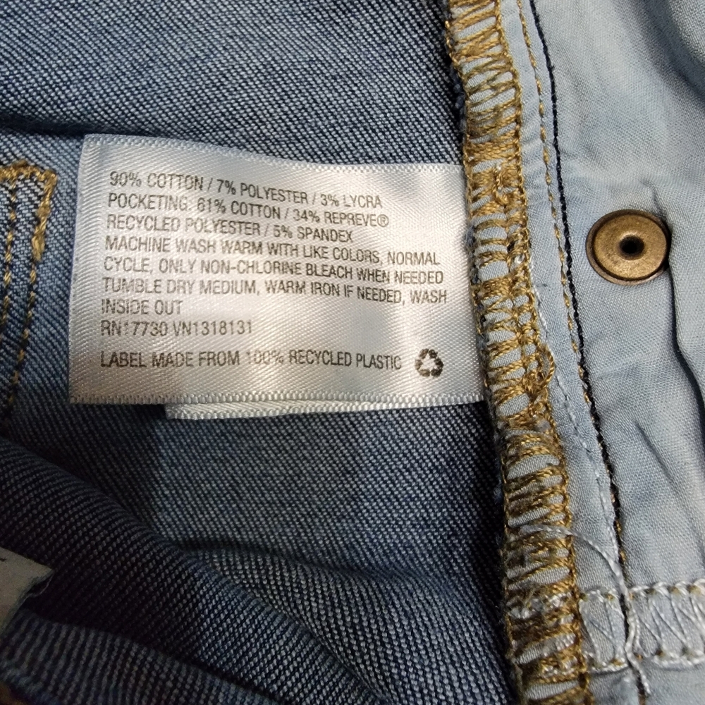 Universal Threads Jeans - Picture 4 of 7